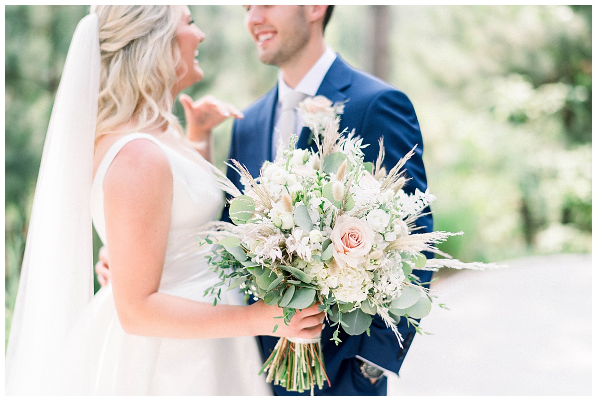 Pinewood wedding brides flowers